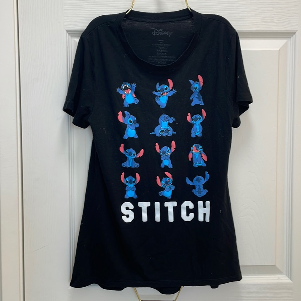 Stitch black t-shirt